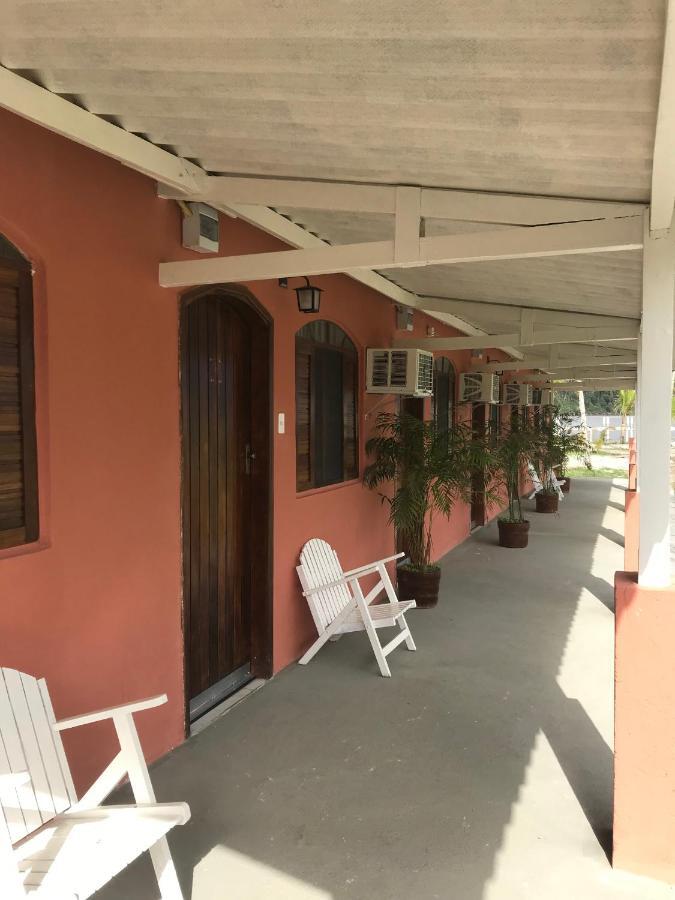 Iate Clube Rio Verde - Ilha Comprida Cananéia Eksteriør billede